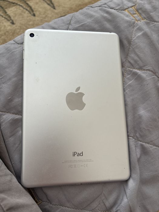 Ipad 4 мини не идеального состояние