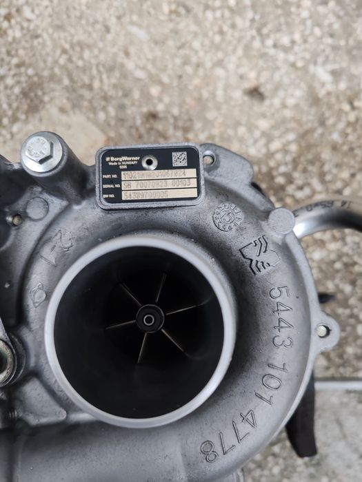 Vând turbina 1,6 dci