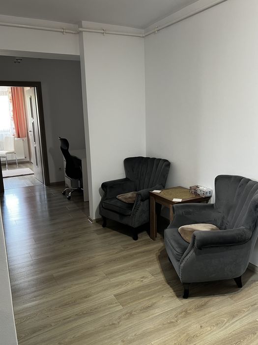 Apartament de inchiriat cu 3 camere