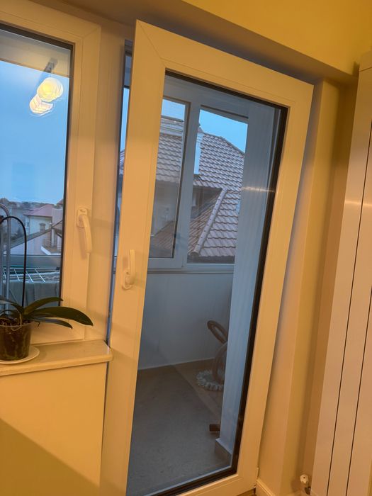 Usa termopan Salamander noua,montaj incls/usa este la cei cu termopane