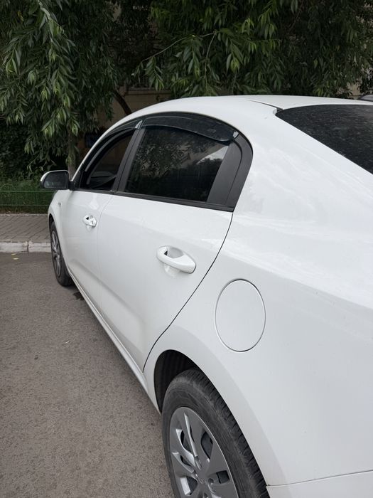 Продам автомобиль kиа рио