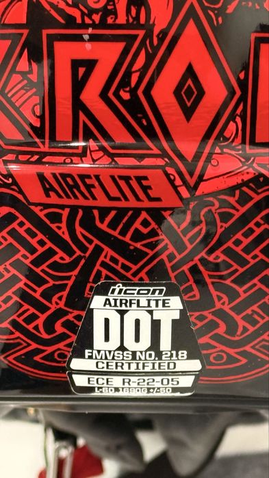 Мото шлем icon airflite krom