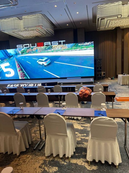 Аренда Лед экрана для конференции пульт управления тех поддержка