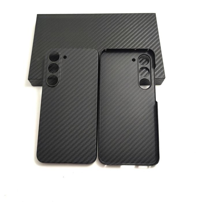 Samsung S22/S23/S24/S25/PLUS/ULTRA Husa Slim Fibra Carbon Neagra Camer