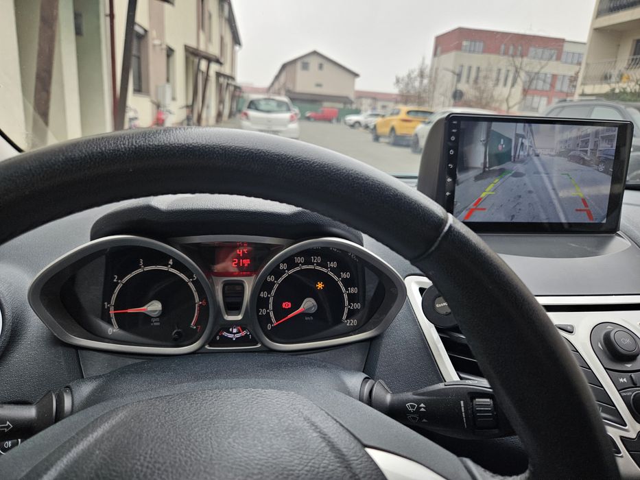 Ford fiesta primul proprietar 50000 km