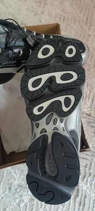 Продам кроссовки New balance оригинал,