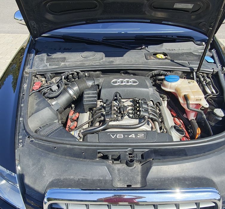 Audi A6 C6 Quattro 4.2 benzină + GPL Distronic vopsea originală adus de 5 zile
