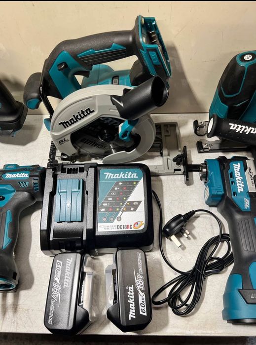 Набор инструментов Makita