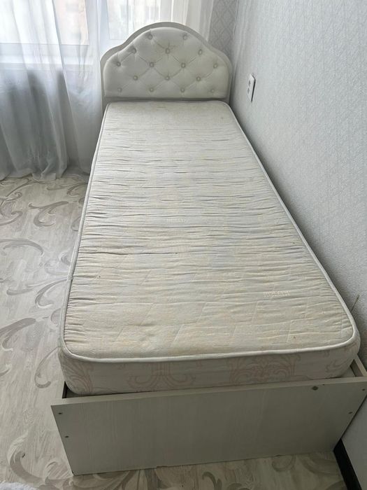 Продам кровать бу