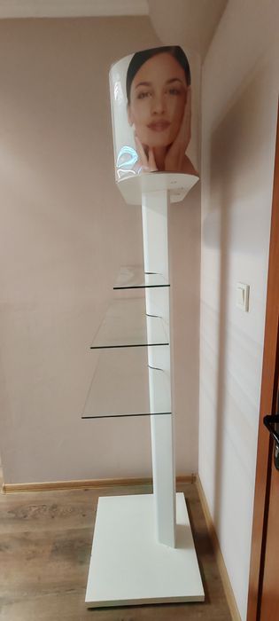 Стелаж / полица / рекламна стойка