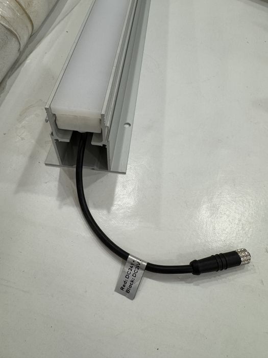 Встраиваемый светильник Taglio 55-E004-M3-CL.