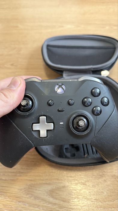 Controller Xbox Elite Series 2, pentru PIESE!