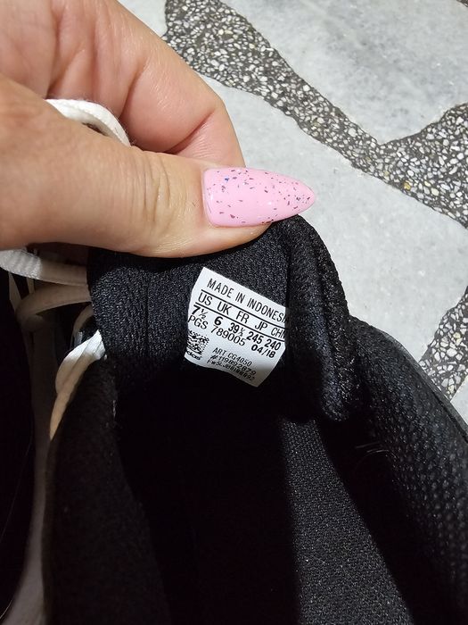 Маратонки Adidas