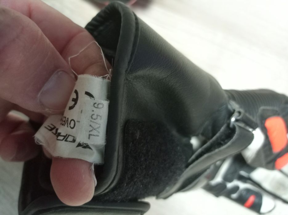 Мото ръкавици Dainese