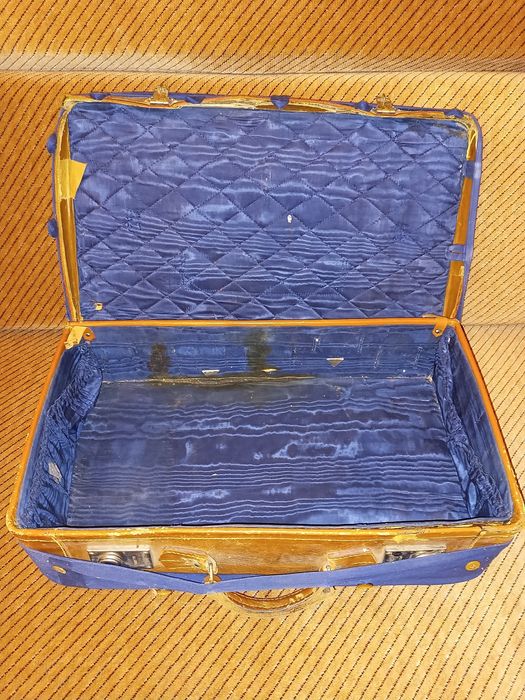 Geamantan de piele, vintage