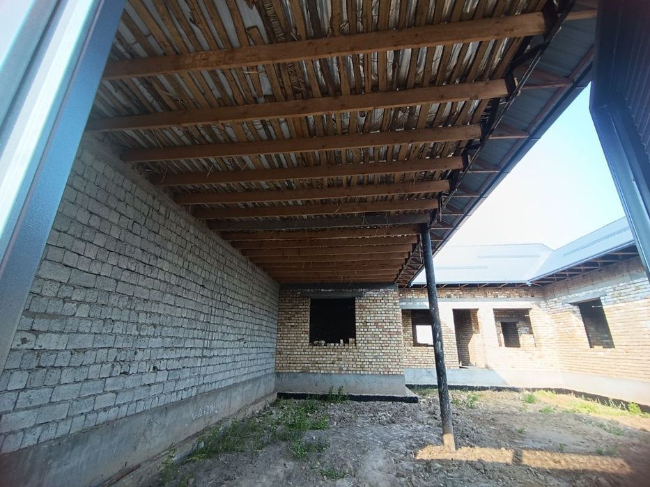 Uy sotuv Guliston shahar Oktyabt Mevazor MFY