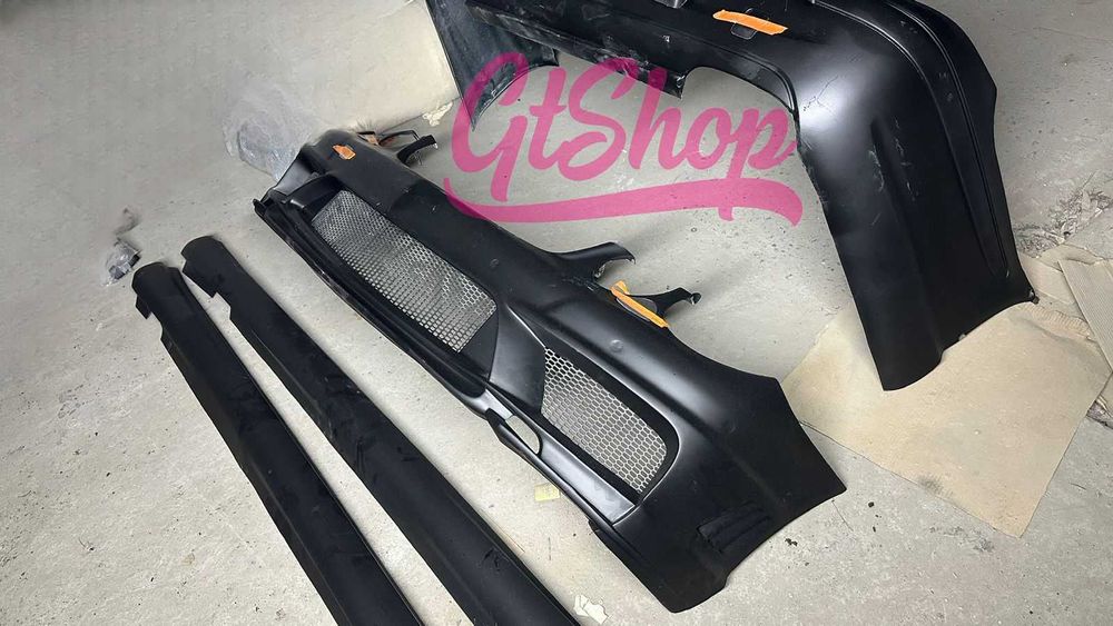 Бампер на Mercedes W211 (E-Class) в стиле AMG 63