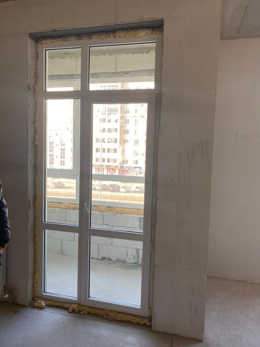 Пластиковые окна и витраж