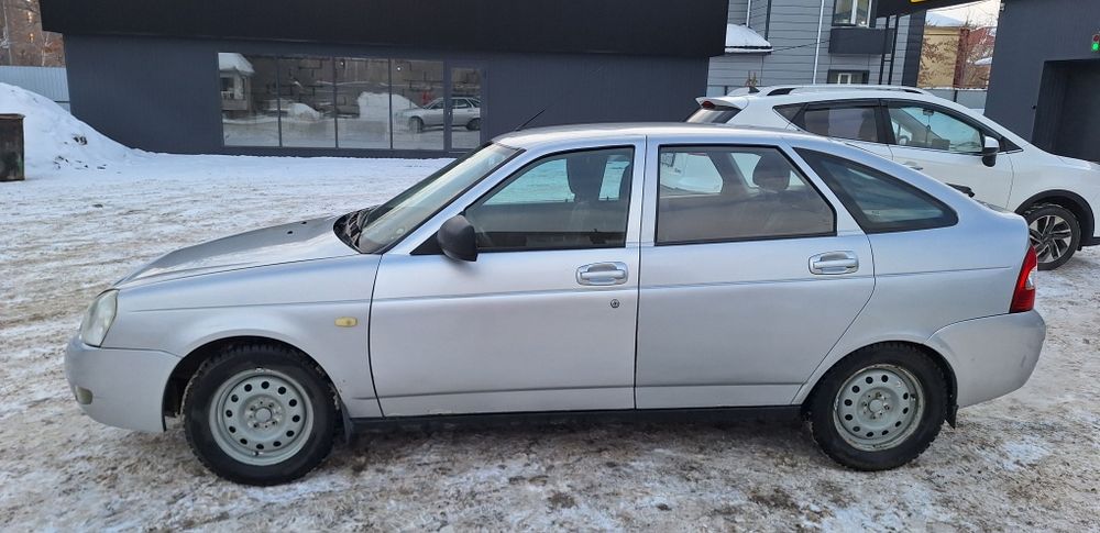 Продаю ваз приора