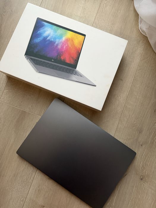 Laptop Xiaomi Mi Air