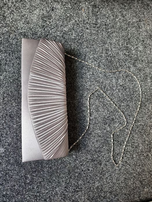 Sandale elegante si geanta poseta de ocazie