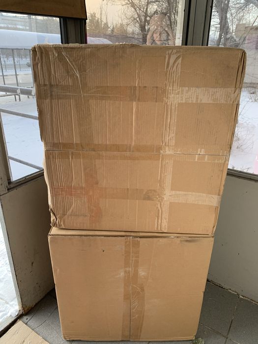 Картонные коробки