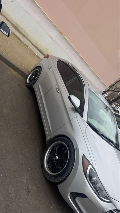 Титанта 235/45R18