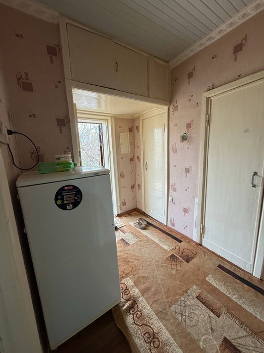 Срочно ижарага берилади обстановка оилага 2 хона 2- етаж Хокимият