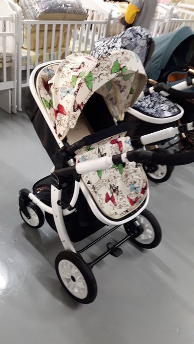 Продам СРОЧНО коляску