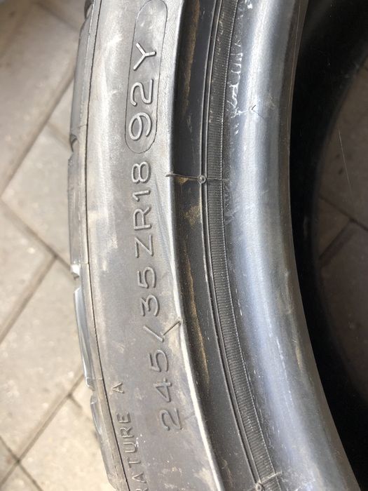 245/35/18 пара шин б/у из Германии