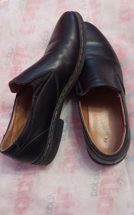 Продается обувь по 1000 тн