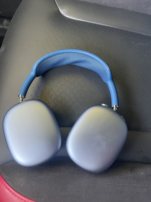 Продам Airpod Max в хорошем состоянии