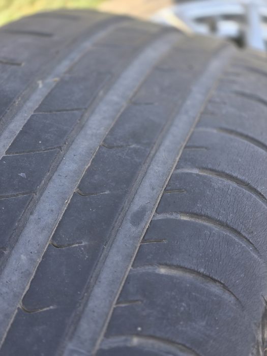 Jante cu tot cu cauciucuri