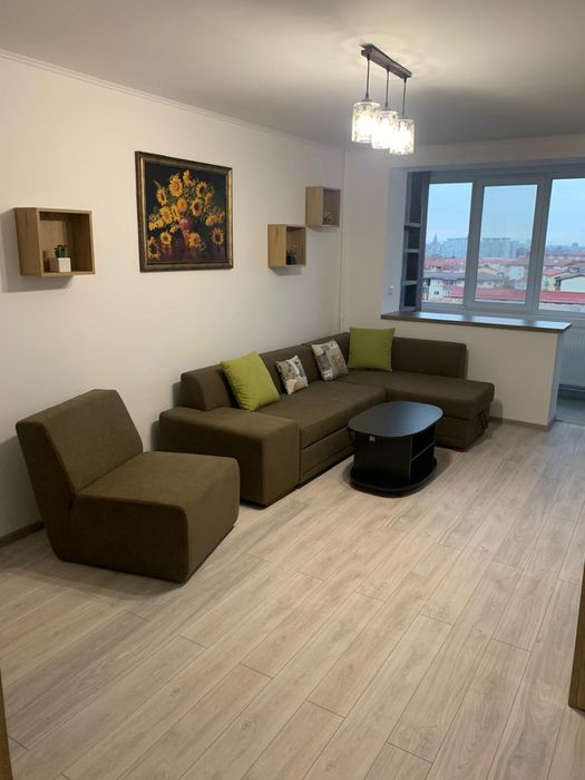 Inchiriez apartament