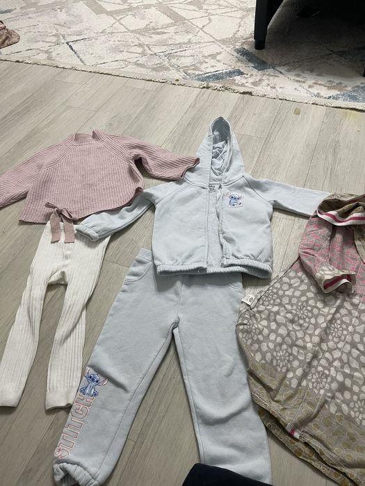 Отдам бесплатно детские вещи