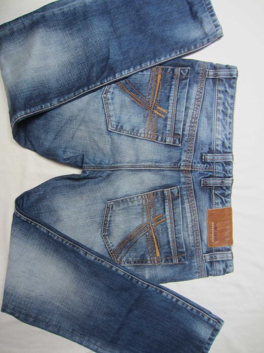 Blugi Camp David,W32 L30,Talie=92cm,Lung=100cm,croaiala dreapta