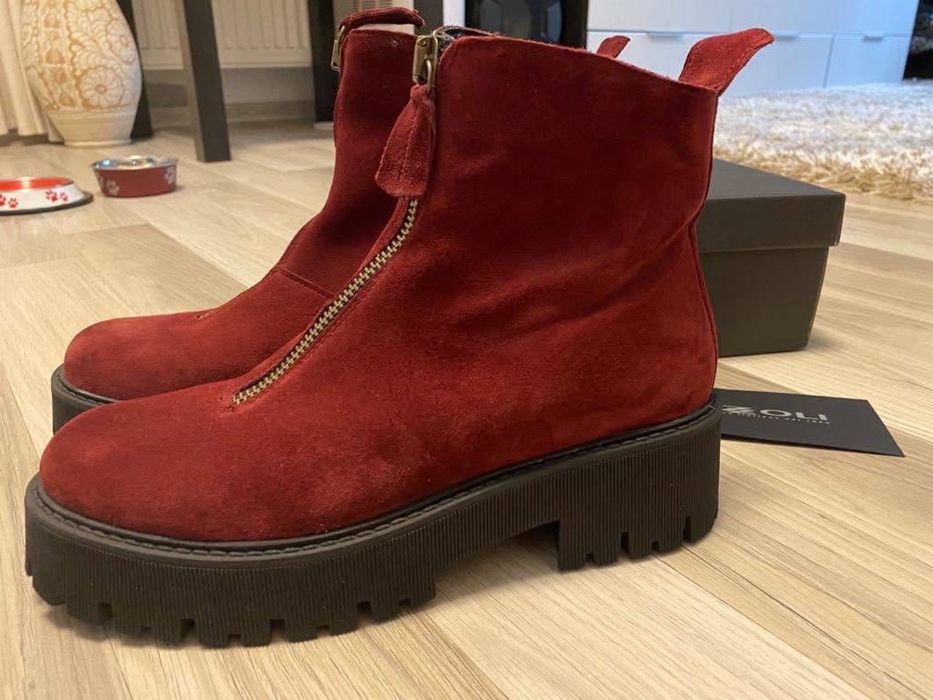 Ghete noi, marimea 40