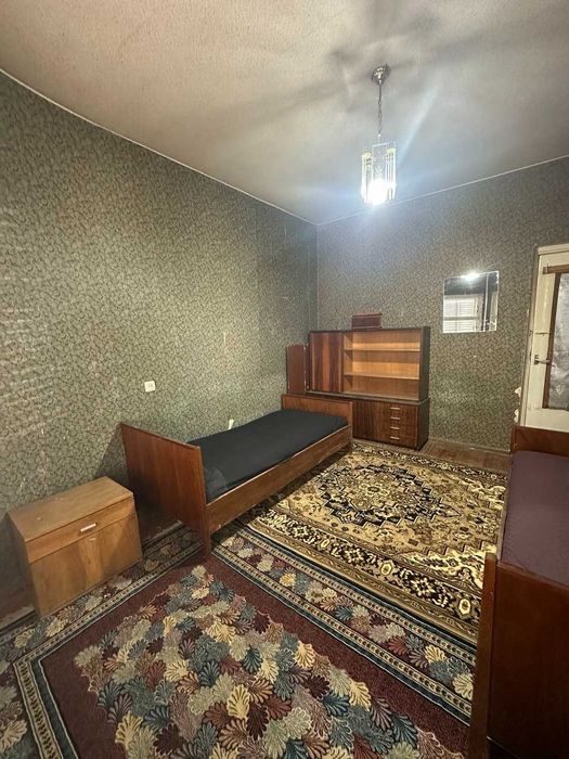 Сдаётся 3-комнатная квартира в Юнусабаде (2-квартал)напротив Шохсарой