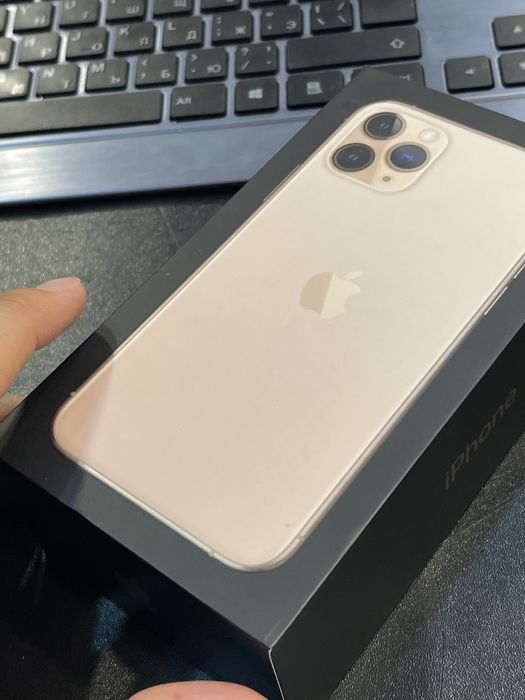 Iphone 11 Pro black/gold