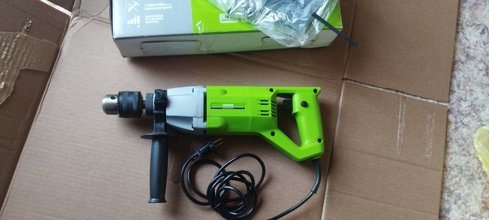 Продам ударный дрель