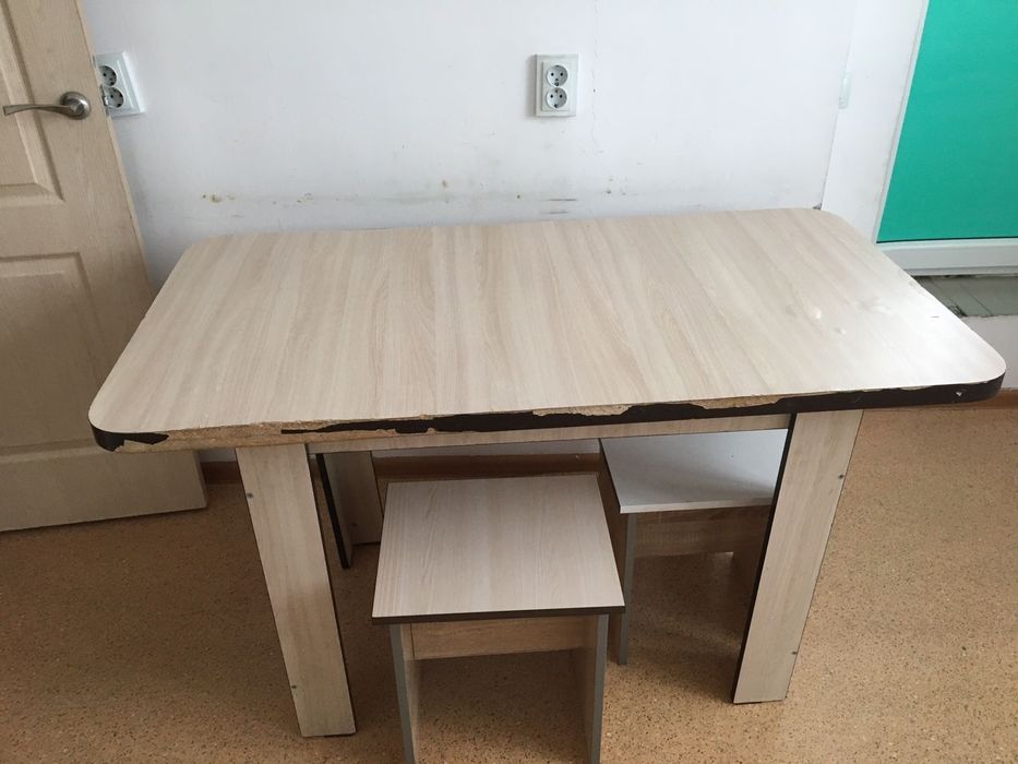 Даром мебель отдам