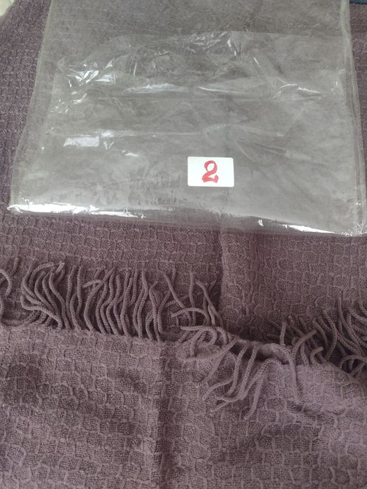 Елегантни зимни,меки и топли шалове чисто нови