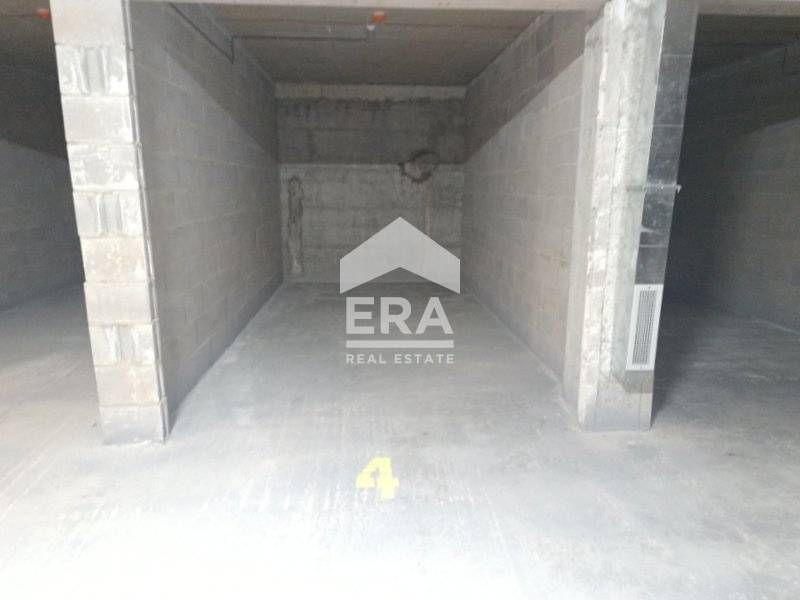 Продава се Гараж / Паркомясто в Варна, Кайсиева градина - 13 кв.м за 1347 €/кв.м - Снимка #5