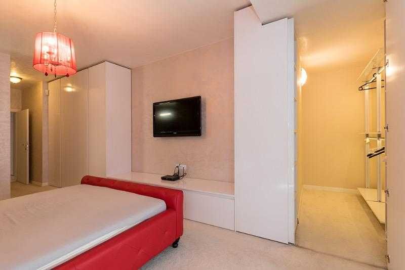 Продава се Тристаен апартамент в София, Разсадника - 100 кв.м за 1400 €/кв.м - Снимка #6