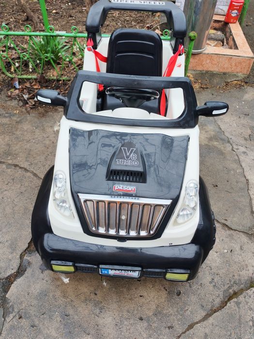 Mașinuța electrica pentru copii 3-6 ani