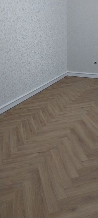 Настил ламината "ёлочкой".Выравнивание полов, наливной пол и ламинат.