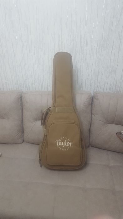 Гитара Taylor TS-BTe Click есть
