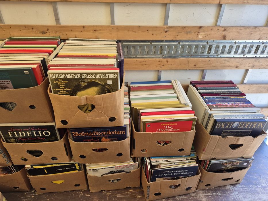 Vând Lot 1000lp Discuri Vinil colectie muzica clasica mixta