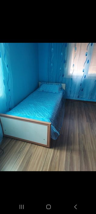 Vând mobila  folosită