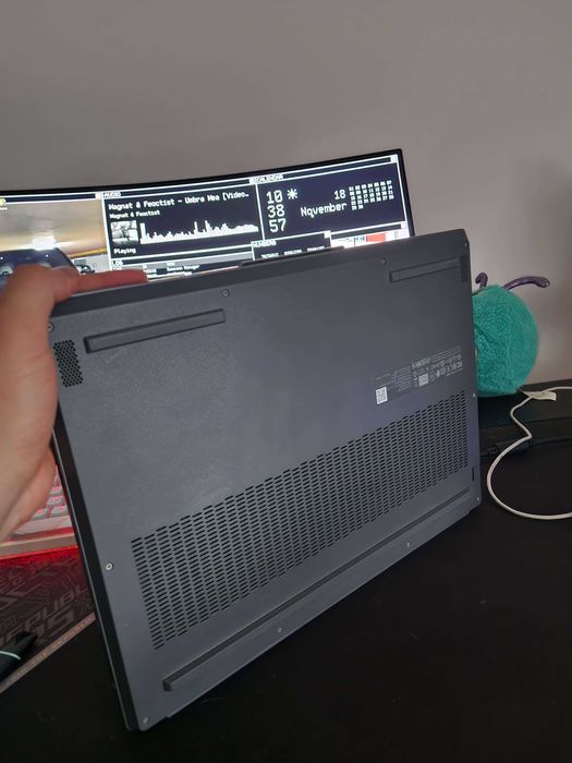 Laptop Gaming Lenovo Legion 5 16IRX9